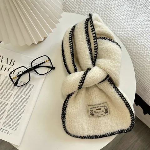 Women Knit Boucle Scarf Solid Color With Contrast Trim Fabric Label Warm Soft Autumn Winter Neck Warmer Shawl Daily Wrap