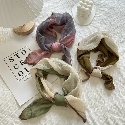 Women Polyester Contrast Binding Pleated Small Square Scarf Lightweight Sun Protection Fashion Casual Neck Head Scarf