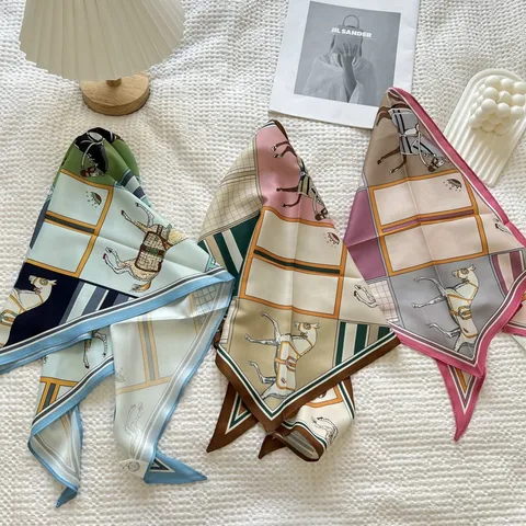 Women Fashion Printed Triangle Scarf Silk Feel Neckerchief Versatile Hair Band Head Wrap Decorative Neck Scarf For Daily Wear
