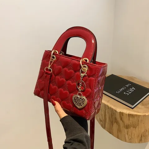 Damen Mode PU Leder Henkeltasche Umhängetasche Gesteppt Herz Geprägt Lady Stil Schulterhandtasche Hochzeit Tasche