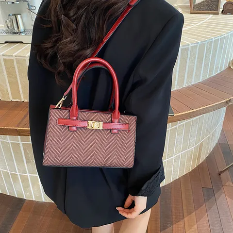 Borsa da Donna alla Moda in Pelle PU con Manico Superiore Blocco di Colore Motivo Coccodrillo Borsa a Tracolla Classica Quadrata Con Serratura in Metallo