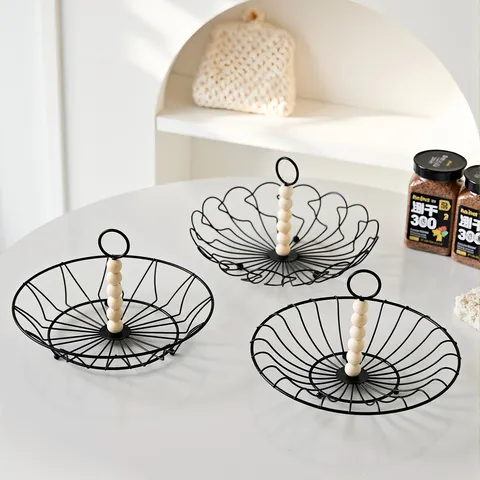 Nordic Luxury Iron Fruit Basket Hollow Out Storage Tray Modern Minimalist Living Room Snack Metal Plate Organizer Home Decor