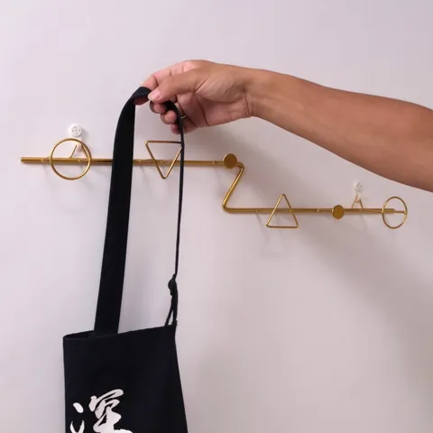 Moderno Lujo Hierro Montado en la Pared Gancho para Abrigo Creativo Geométrico Estante Colgante Para Entrada Pasillo Decoración del Hogar Oro Ganchos
