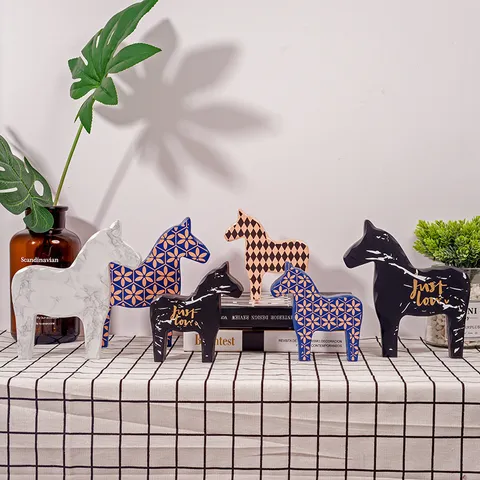 Nordic Wooden Dala Horse Table Decor Ornament Creative Desktop Home Living Room TV Cabinet Decoration