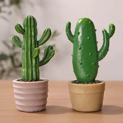 Nordic Creative Resin Cactus Potted Plant Figurine Desktop Fake Green Plant Ornament Home Bedroom Living Room Decoration
