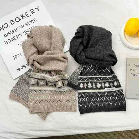 Winter Warm Knitted Scarf For Women Men Christmas Tree Snowflake Pattern Tassel Soft Polyester Neck Warmer Festive Gift