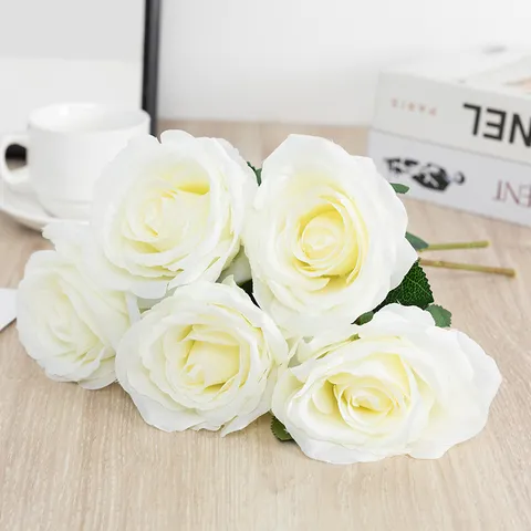 Bouquet de Roses Artificielles Fleurs Fausses en Soie Arrangement Floral Réaliste Pour Mariage Décoration Maison