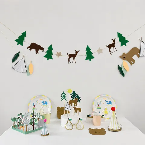 Guirlande de Fête d'Anniversaire Animaux de la Forêt Ours Cerf Feutre Fond de Fête d'Enfants