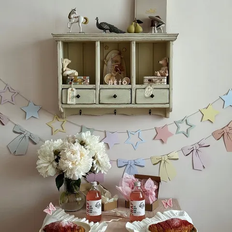 Guirlande de Bannières en Papier Nœud et Étoile Macaron Décoration de Fête d'Anniversaire d'Enfants Ornements Suspendus Décoration Murale de Chambre