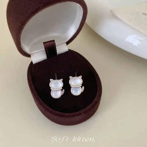 Süße Frische Kupfer Katze Ohrstecker Mit 925 Sterlingsilber Ohrstecker-Stift Süße Kleine Künstliche Perle Kätzchen Ohrringe Für Damen Mädchen Täglicher Schmuck