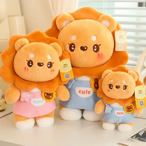 Lindo León Peluche Juguete Suave Cartoon León Muñeco con Peto Regalo de Cumpleaños para Niños