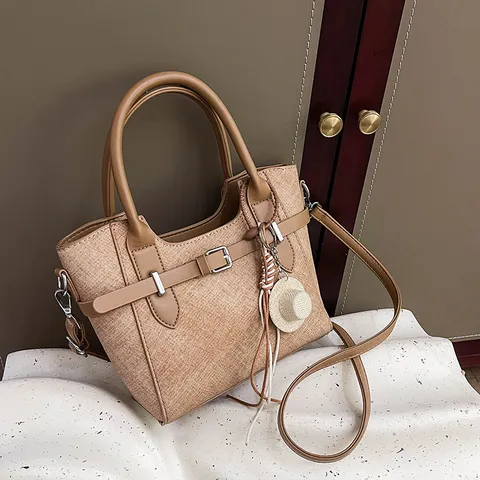 Women Retro Contrast Color Bucket Bag PU Leather Fashion Commuting Shoulder Crossbody Bag With Mini Straw Hat Pendant