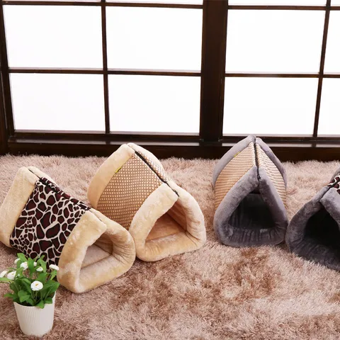 Warm Soft Plush Pet Bed Cat Dog Mat Leopard Plaid Folding Sleeping Bag Pet Supplies