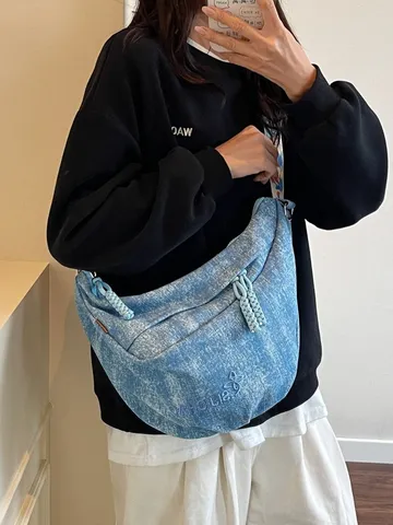 Casual Τσάντα Χιαστί από Denim για Γυναίκες Μεγάλη Χωρητικότητα Street Trend Τσάντα Ώμου Στήθους Vintage Πλυμένη Μπλε Μισοφέγγαρο