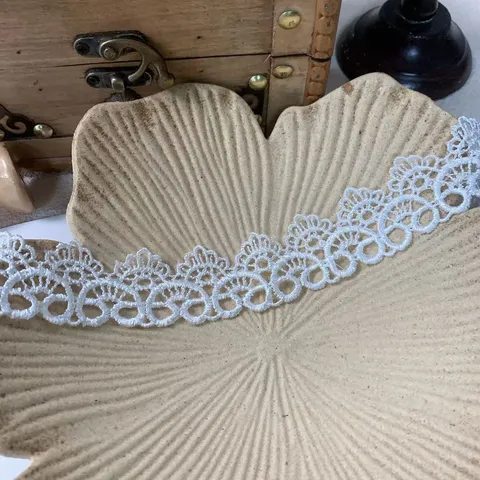 Ribete de Encaje Bordado Calado Cinta de Tela de Poliéster Para Costura DIY Prenda Manualidades Vestido Decoración de Ropa