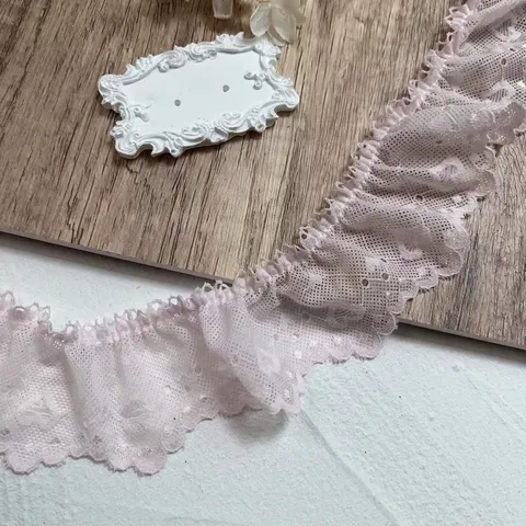 Adorno de Encaje No Elástico Plisado con Bordado de Corazón Multicolor para Ropa Borde de Falda Material de Costura Decorativo DIY