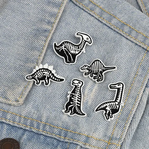 Creative Black White Alloy Dinosaur Skeleton Brooch Tyrannosaurus Stegosaurus Fossil Metal Badge Pin Fashion Clothing Jacket Backpack Decoration Accessories Gift For Kids Friends