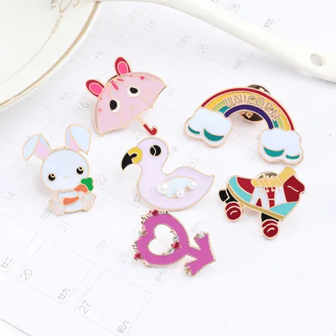 Cute Cartoon Enamel Brooch Pin Set Alloy Scenery Series Rabbit Rainbow Umbrella Heart Badge For Backpack Clothing Accessory Gift