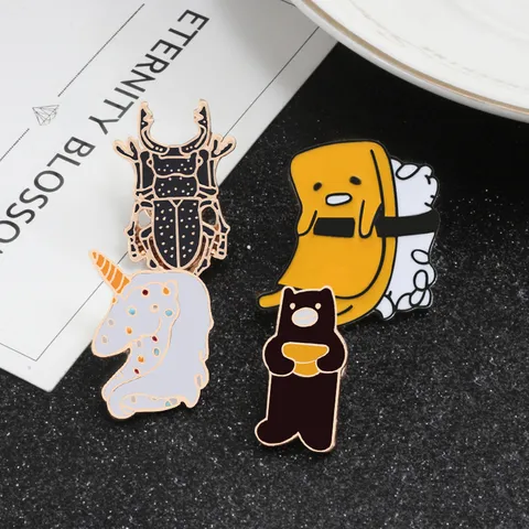 Kreative Cartoon Legierung Emaille Brosche Pin Süße Einhorn Käfer Bär Revers Abzeichen Mode Kleidung Hut Accessoire Schmuck Geschenk