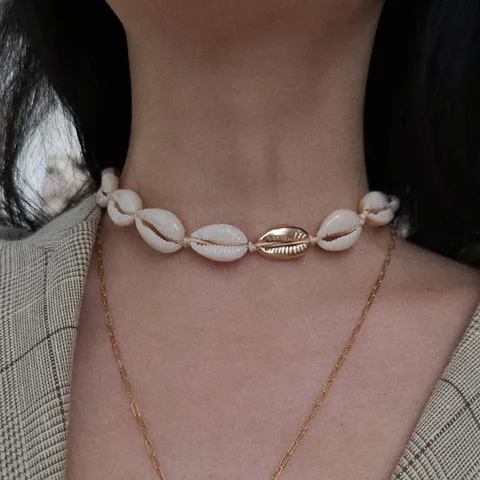Collana Girocollo in Conchiglia Naturale Bohemienne Catena con Ciondolo a Conchiglia Geometrica in Lega Chiusura Regolabile Gioielli da Spiaggia Stile Hawaiano Regalo per Uomo Donna