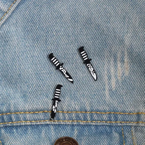 Punk Alloy Enamel Black Dagger Brooch Knife Badge Lapel Pin Bag Accessories For Unisex Cool Clothing Decor Gifts