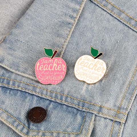 Funny Halloween Pumpkin Cat Apple Teacher Letter Enamel Brooch Pin Cartoon Alloy Round Badge For Backpack Clothing Accessory Gift