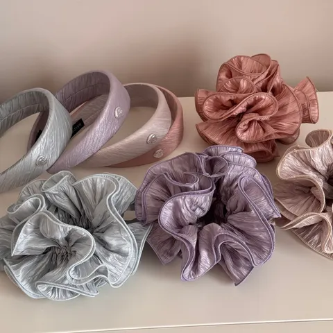 Women Pleated Seersucker Scrunchies And Heart Headbands Sweet Cute Hair Accessories Set Ponytail Holder