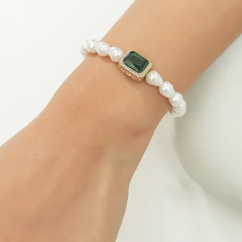 French Vintage Artificial Pearl Necklace Elegant Square Rhinestone Pendant Clasp Choker For Women Luxury Daily Party Jewelry Gift