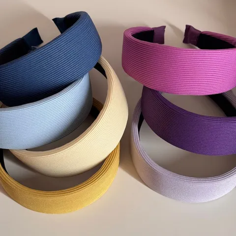 Serre-Tête Large Tricoté pour Femme Bande de Cheveux Rayée Accessoires de Cheveux Antidérapants Bande Élastique Mode Quotidienne