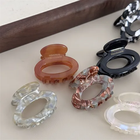 Korean Retro Acetate Small Hair Claw Clip Hollow Geometric Hair Accessories For Women Daily Casual Styling