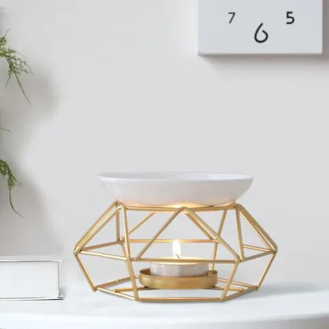 Quemador de Aromaterapia de Arte de Hierro Dorado Geométrico Plato de Cerámica Blanca Difusor de Aceites Esenciales Portavelas Decoración del Hogar