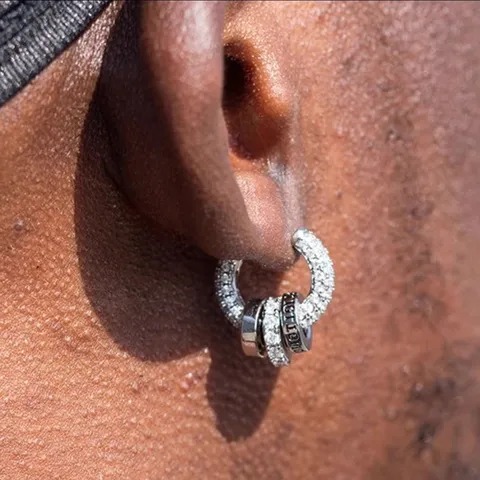 Hip Hop Kupfer Strass Reifen Ohrringe Für Herren Versilbert Kristall Geometrisch Runde Schlaufe Ohrclips Modeschmuck