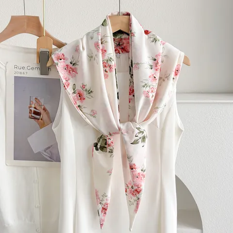 Pañuelo Triangular con Estampado Floral Estilo Coreano para Mujer Otoño Ligero Chal Decorativo Pañuelo de Cuello Accesorios de Moda