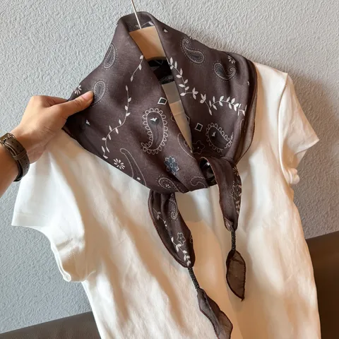 Pañuelo Triangular de Moda para Mujer Estampado Paisley Vintage Pañuelo de Poliéster Ligero Elegante Uso Diario