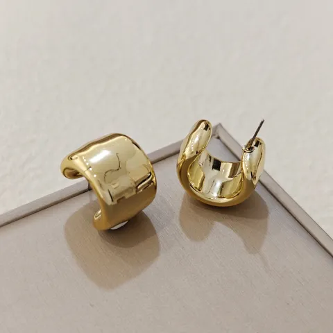 Fashion Geometric C-Shaped Hoop Earrings For Women Minimalist Electroplated Alloy Teardrop Statement Chunky Earrings Jewelry Gift