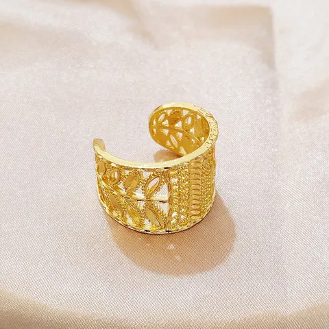 Vintage Legierung Hohl Geschnitzt Totem Offene Armspange Ring Schmuck Set Vergoldet Ethnisch Braut Hochzeit Handschmuck Für Damen