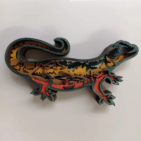 Ornement de Bureau en Bois Lézard Creux 3D Figurine Animale Sculptée Créative Avec Lumière LED Décoration de Bureau à Domicile
