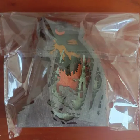Figurine de Loup Sculptée Multicouche en Bois Ornement de Bureau Avec Lumières LED Décoration de Maison de Noël Artisanat