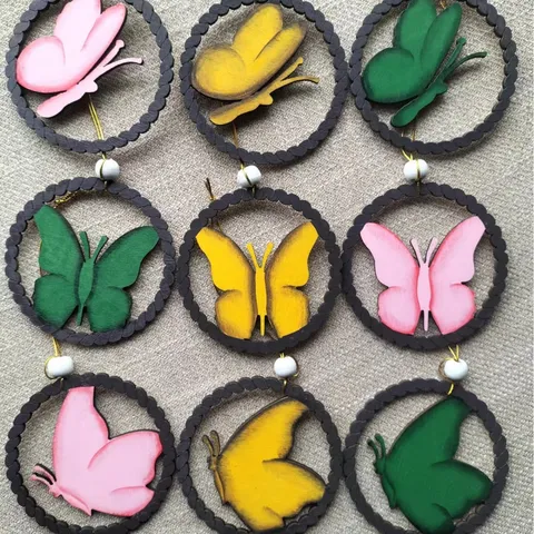 Pendentif Papillon en Bois de Pâques Artisanat Peint Décoration de Maison pour Ornement Suspendu de Vacances de Pâques Cadeau de Festival