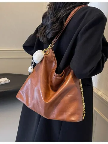 Women Casual PU Leather Crossbody Bag Fashion Shoulder Bag With Metal Chain And Plush Pendant Casual Daily Handbag