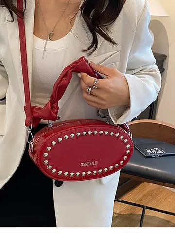 Women PU Leather Crossbody Bag Chic Heart Shaped Shoulder Bag With Metal Rivets Cloud Pleated Handle Underarm Bag