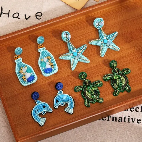 Boucles d'Oreilles Pendantes en Perles de Rocaille Tissées à la Main Vie Marine Plage Vacances Alliage Strass Étoile de Mer Dauphin Tortue pour Femme Bijoux