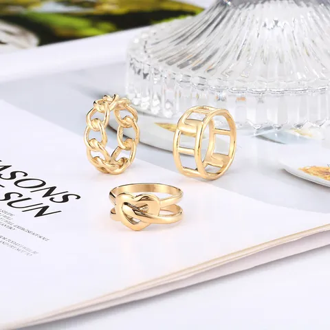 Bague Géométrique Minimaliste en Acier Titane Plaqué Or 14K Pour Femmes Chaîne Ajourée Bague Anneau Cœur Chic Bague Ajustable Cadeau