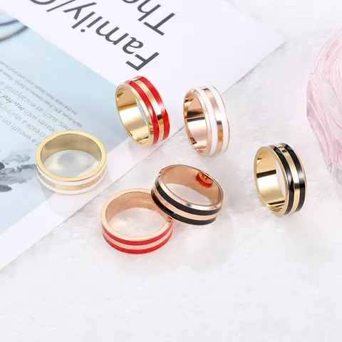 Bague Minimaliste en Acier Titane Pour Femmes Géométrique Émail Lettre Gravée Bijou de Doigt Mode