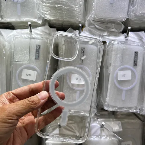 Transparent Magnetic Phone Case For iPhone Clear Acrylic Anti Fall Wireless Charging Cover