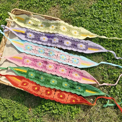 Minimalistisch Bohemien Häkeln Blumen Gestrickt Stirnband Vintage Ajouré Farbblock Haarband Süß Pastoraler Stil Kopfband Für Damen