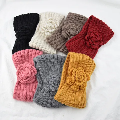 Western Handmade Knitted Yarn Camellia Headband Flower Ear Warmer Winter Warm Crocheted Elastic Hair Band For Women Outdoor Sports Headwear Gift