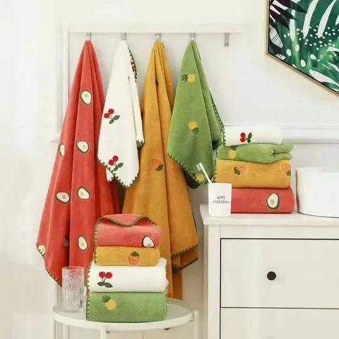 Coral Fleece Towel Set Fruit Embroidery Hanging Bath Towel Soft Absorbent Quick Drying Home Bathroom Washcloth Gift