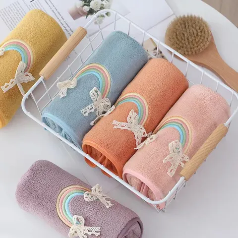 Koraalvlies Regenboog Borduurwerk Handtoes Badhanddoek Schattige Kant Strik Multicolour Zacht Absorberend Huis Badkamer Handdoek