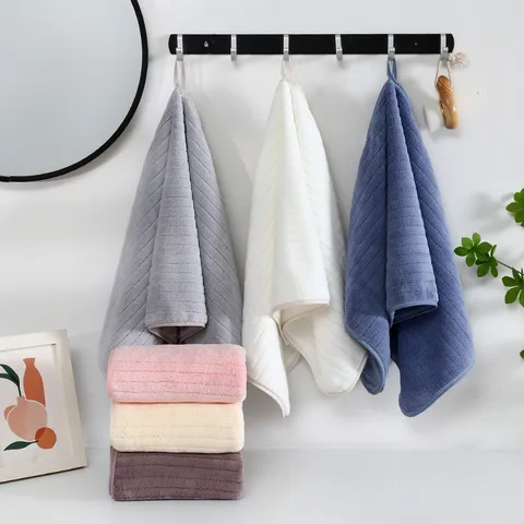 Asciugamano da Bagno e Viso a Righe in Pile Corallo Ispessito Assorbente Morbido per Bagno di Casa